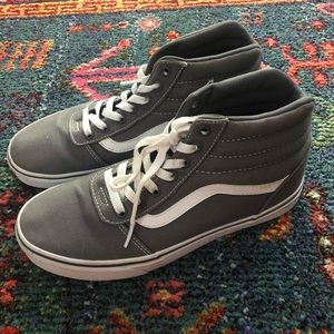 Women’s Gray Vans 9.5